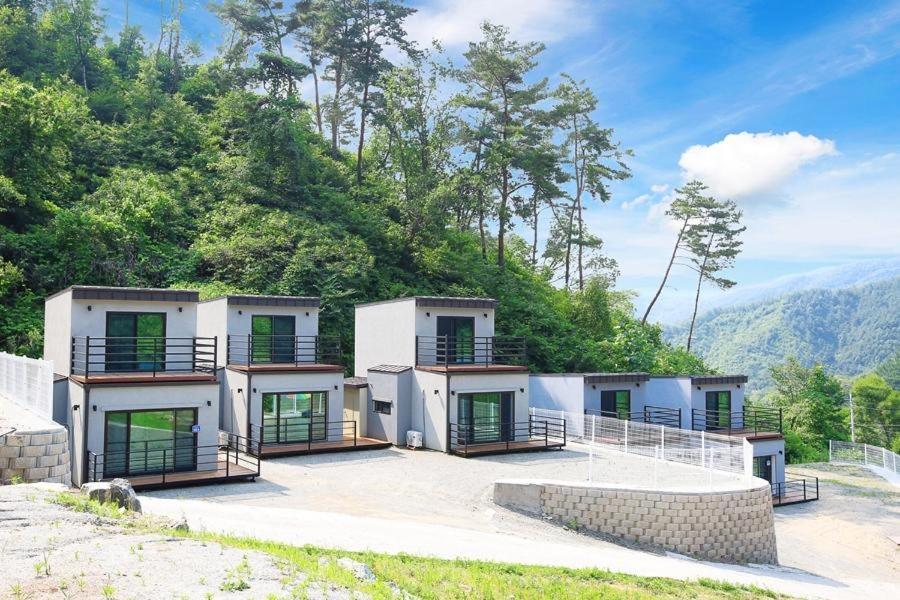 Hongcheon Stone Brown Pension Dış mekan fotoğraf